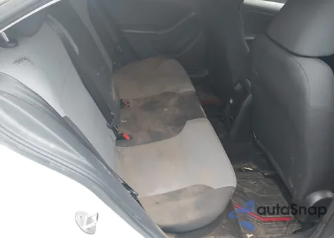 2017 Volkswagen Jetta 1.4T S z USA, uszkodzony, nr VIN 3VW2B7AJ0HM363889